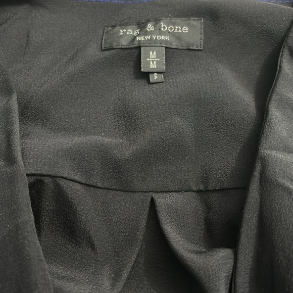RAG & BONE Black Shields V-Neck Silk Blouse Size Medium - Picture 8 of 10